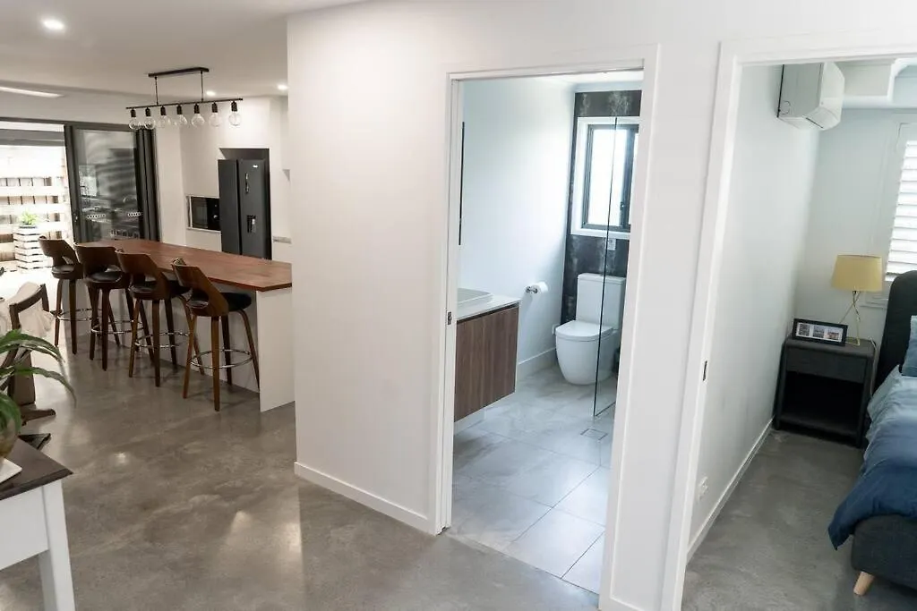 Modern Palm Beach Getaway To Suit Whole Family Gold Coast Holiday home