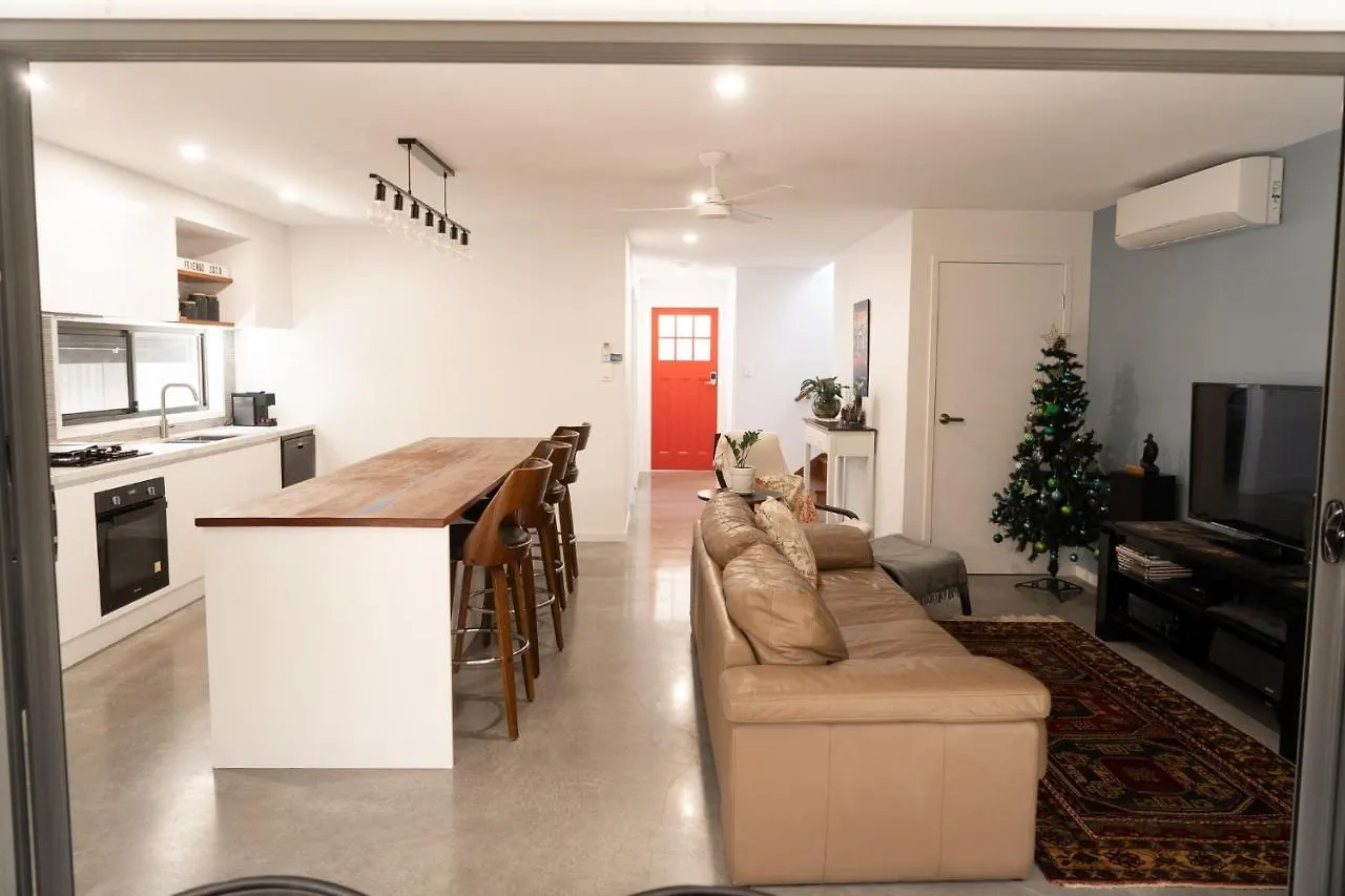 Modern Palm Beach Getaway To Suit Whole Family Gold Coast