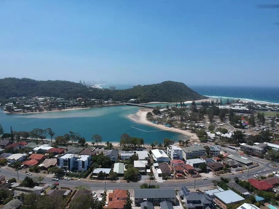 Modern Palm Beach Getaway To Suit Whole Family Gold Coast